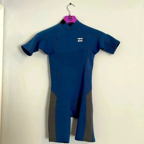 Billabong Absolute 2/2mm Spring Wetsuit 10 youth would fit 8-10 see sizing